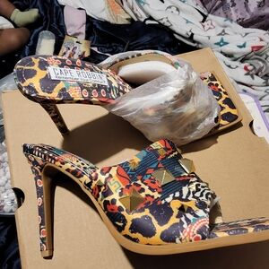 Cape Robbin Vibrant Patterned Heels